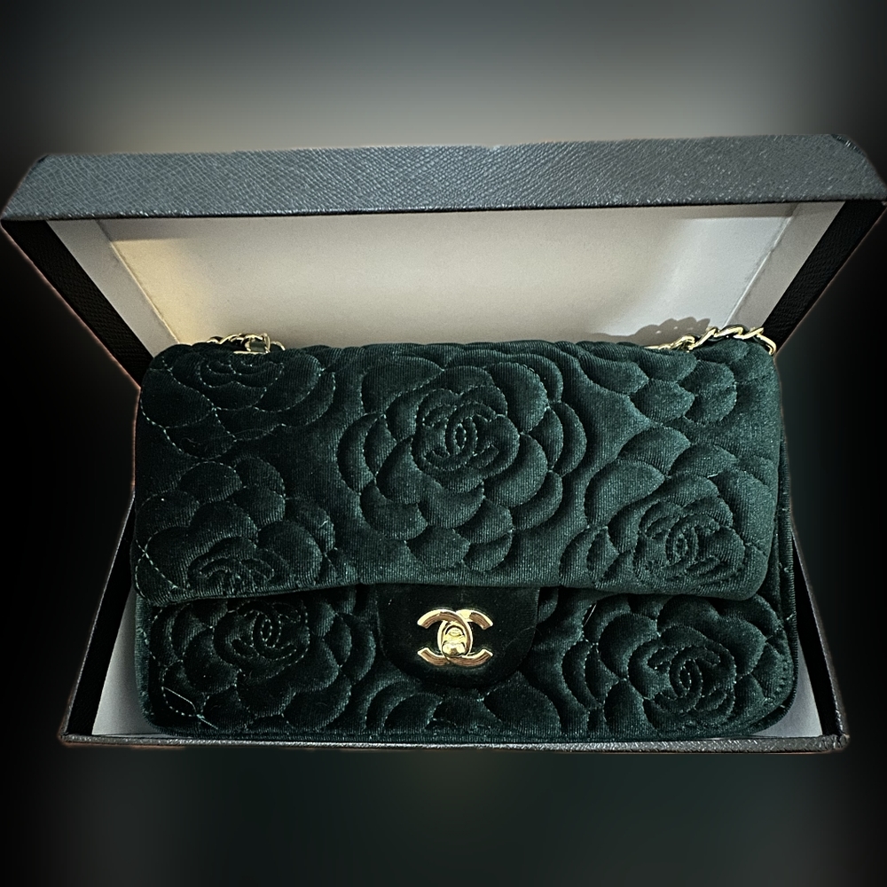 💚💚Beautiful emeral green fashion bag 💚💚
